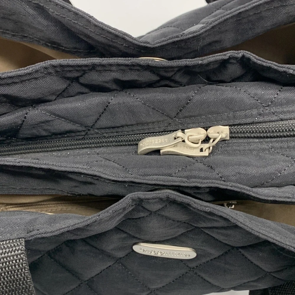 Baggallini  3 Compartment Black Quilted Bag